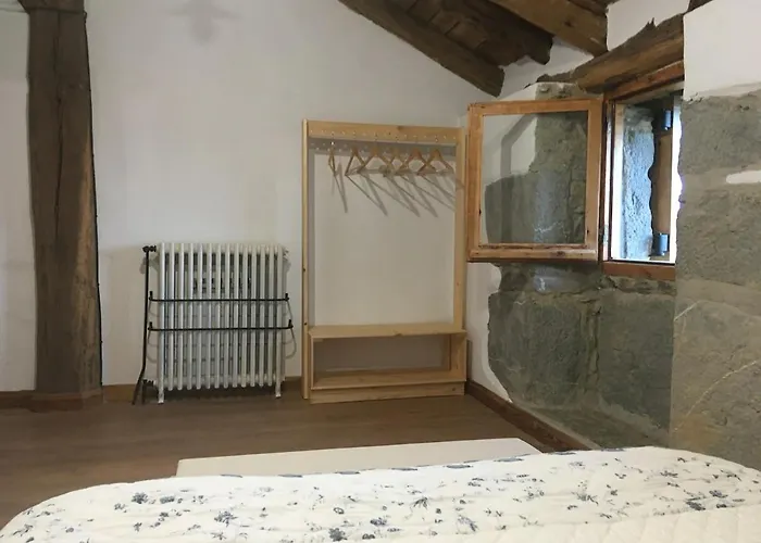 Agerre Berri 度假居 Larraul